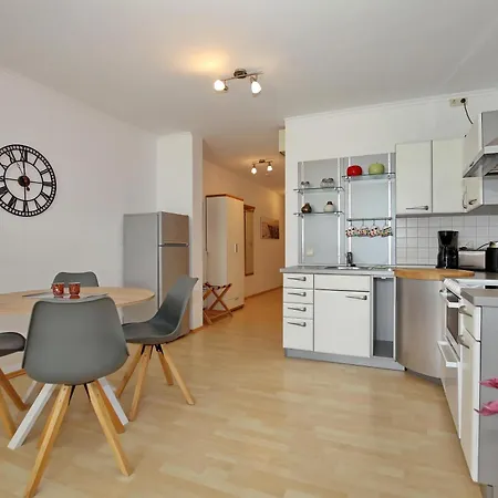 Apartment Meeresblick 103 Kuehlungsborn